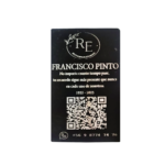 Tarjeta de acero grabada con un código QR